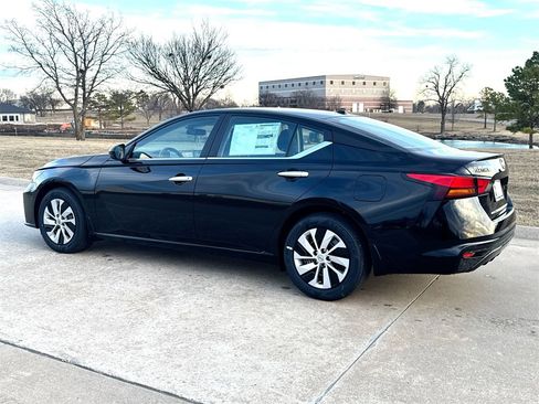 New 2025 Nissan Altima 2.5 S image 13