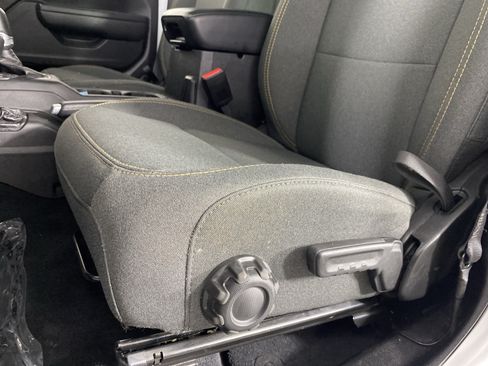 Used 2024 Jeep Wrangler Unlimited Sport AWD/4WD image 17