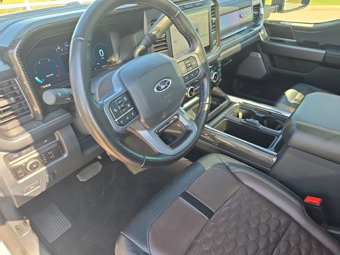 Used 2024 Ford F250 Lariat w/ Lariat Ultimate Package AWD/4WD image 16