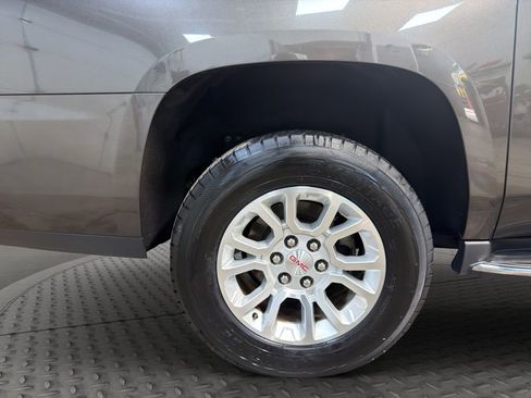 Used 2020 GMC Yukon XL SLT AWD/4WD image 27