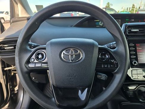 Used 2020 Toyota Prius LE FWD image 23