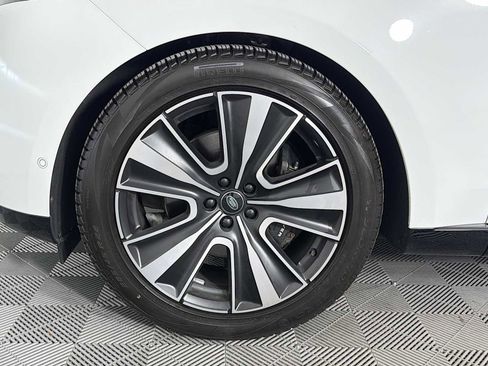 Used 2024 Land Rover Range Rover SE image 29