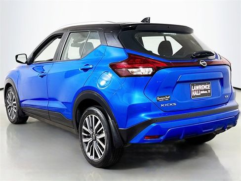 Used 2024 Nissan Kicks SV image 6