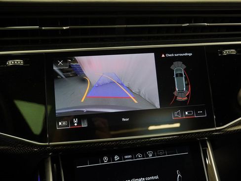 Used 2021 Audi SQ7 Prestige image 33