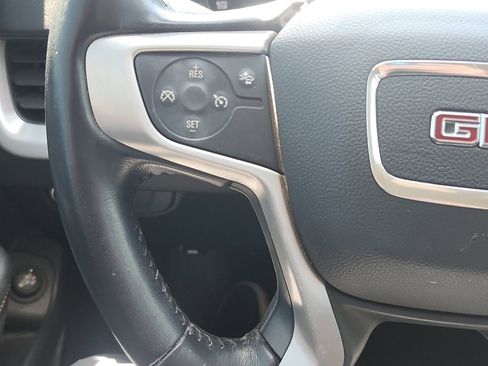 Used 2020 GMC Terrain SLE w/ Driver Convenience Package FWD image 24