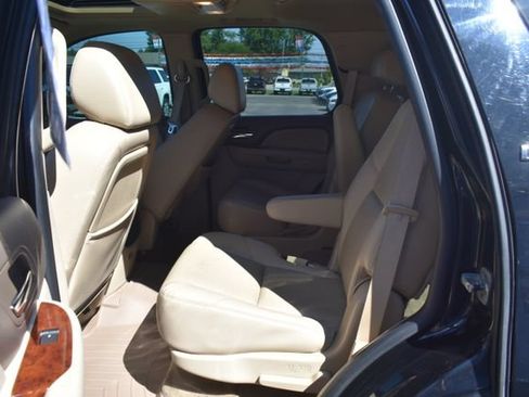 Used 2009 Chevrolet Tahoe LTZ AWD/4WD image 9