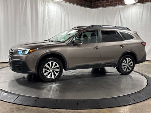 Used 2022 Subaru Outback Premium AWD/4WD image 7