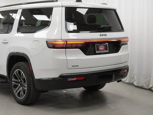 New 2026 Jeep Grand Wagoneer image 12