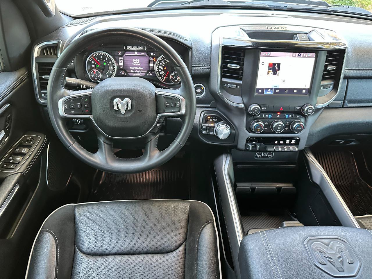 Used 2022 RAM 1500 Laramie w/ Sport Appearance Package AWD/4WD image 30