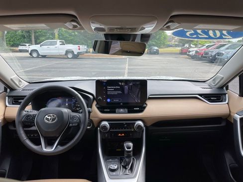 Used 2025 Toyota RAV4 Limited w/ Advanced Technology Package AWD/4WD image 10