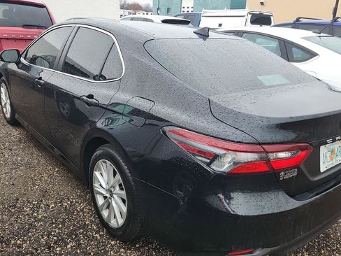 Used 2024 Toyota Camry LE image 5