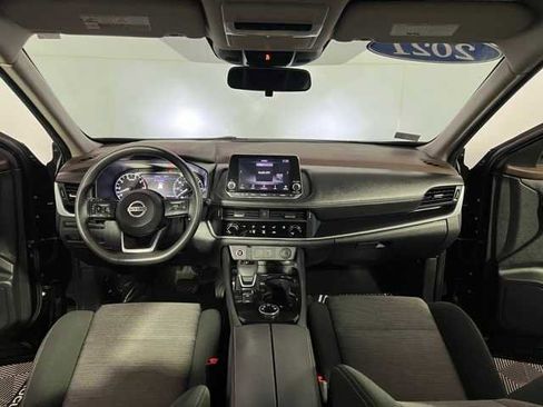 Certified 2021 Nissan Rogue S image 9