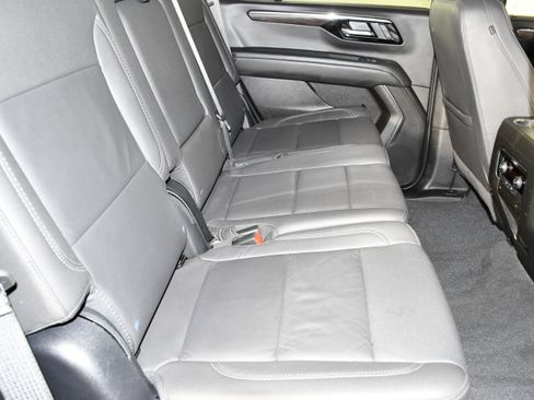 Used 2025 Chevrolet Tahoe Z71 AWD/4WD image 47