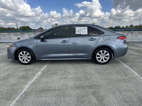 Used 2024 Toyota Corolla LE image 15