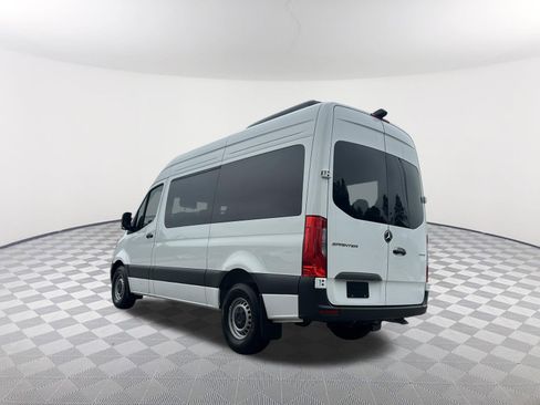 Used 2024 Mercedes-Benz Sprinter 2500 image 9