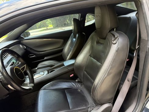 Used 2010 Chevrolet Camaro SS w/ RS Package RWD image 11