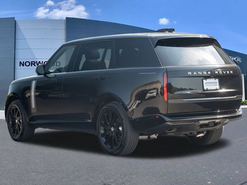 Certified 2025 Land Rover Range Rover Long Wheelbase SE AWD/4WD image 6