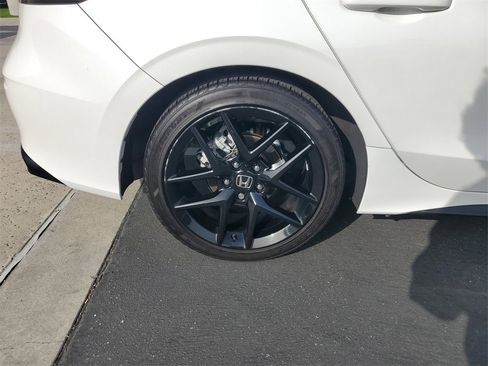 Certified 2024 Honda Civic Sport image 7
