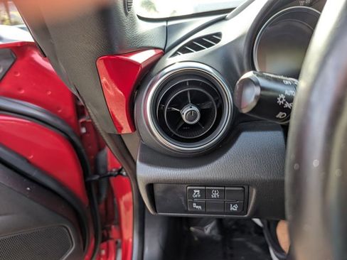 Used 2016 MAZDA MX-5 Miata Grand Touring image 12