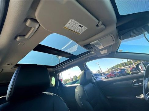 Certified 2024 Nissan Rogue Platinum image 26