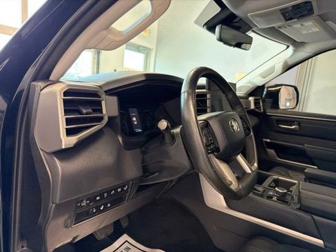 Used 2022 Toyota Tundra Limited w/ Power Package AWD/4WD image 20