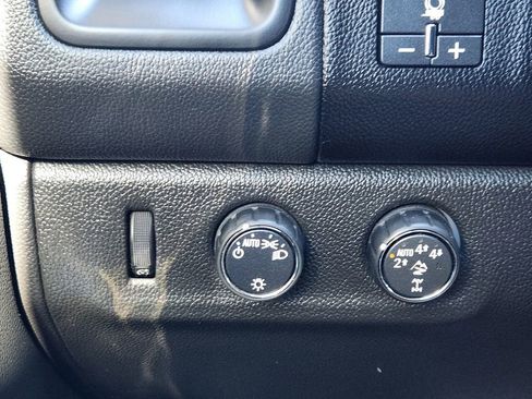 Used 2019 Chevrolet Colorado ZR2 AWD/4WD image 13