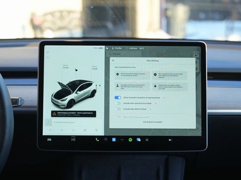 Used 2021 Tesla Model Y Long Range image 37