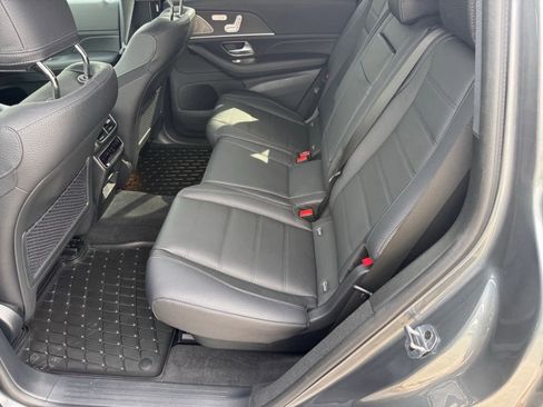 Certified 2025 Mercedes-Benz GLS 450 4MATIC image 11