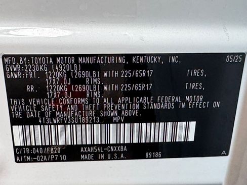 Used 2025 Toyota RAV4 LE image 28