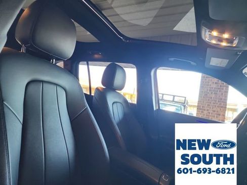 Used 2023 Mercedes-Benz GLB 250 4MATIC image 20