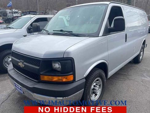 Used 2017 Chevrolet Express 2500 image 1