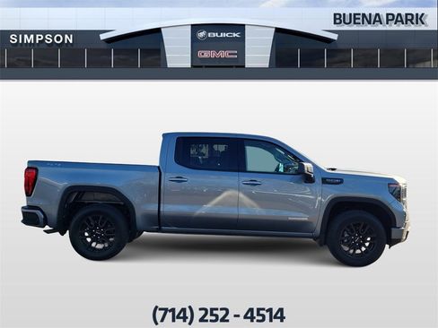 Used 2026 GMC Sierra 1500 Elevation image 9