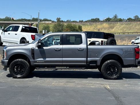 Used 2023 Ford F250 Lariat w/ Lariat Ultimate Package AWD/4WD image 6