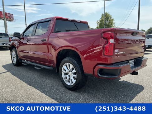 Used 2022 Chevrolet Silverado 1500 Custom w/ Safety Confidence Package RWD image 3
