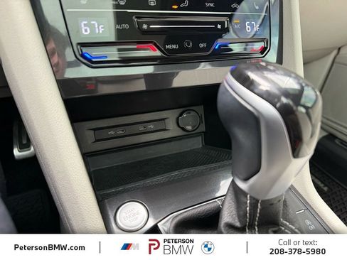 Used 2023 Volkswagen Tiguan SE R-Line image 36