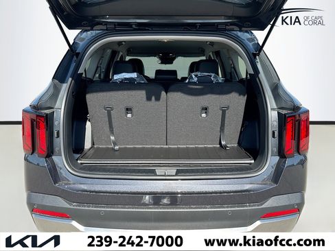 New 2026 Kia Sorento S image 11