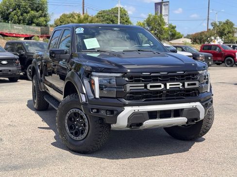 Used 2025 Ford F150 Raptor AWD/4WD image 2
