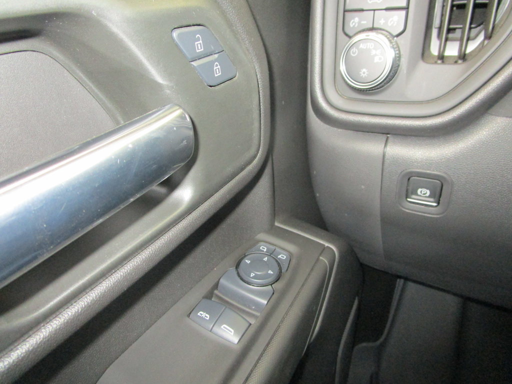Used 2025 GMC Sierra 1500 Pro w/ Trailering Package AWD/4WD image 34