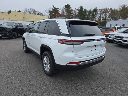 New 2025 Jeep Grand Cherokee Laredo X image 5