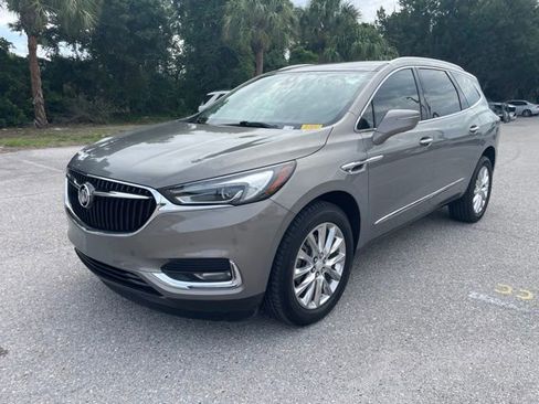 Used 2018 Buick Enclave Premium w/ Trailering Package FWD image 5
