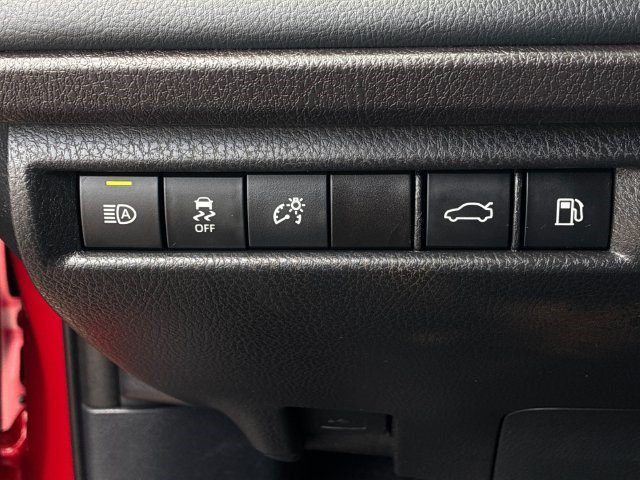 Used 2025 Toyota Camry XSE FWD image 26