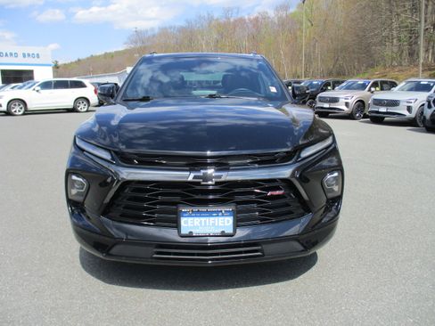 Certified 2023 Chevrolet Blazer RS w/ LPO, Floor Liner Package AWD/4WD image 2
