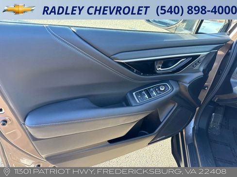 Used 2022 Subaru Outback Limited XT image 14