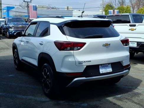 Used 2022 Chevrolet TrailBlazer LT w/ Convenience Package image 4