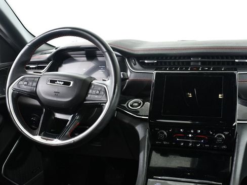 Used 2022 Jeep Grand Cherokee Trailhawk AWD/4WD image 8