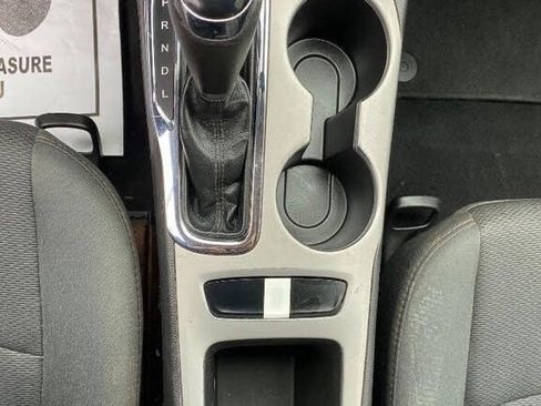 Used 2016 Chevrolet Cruze LS image 20