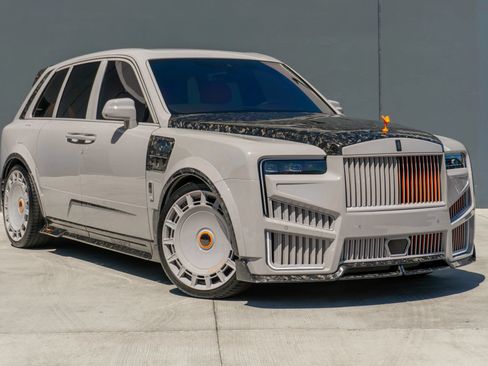 Used 2026 Rolls-Royce Cullinan AWD/4WD image 5