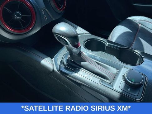 Used 2019 Chevrolet Blazer RS w/ Sun and Wheels Package FWD image 16