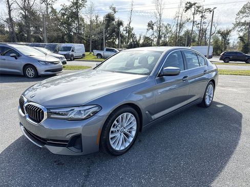 Used 2021 BMW 530i xDrive w/ Convenience Package image 6