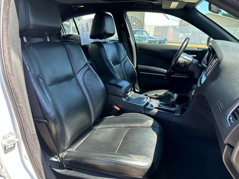 Used 2021 Dodge Charger SXT w/ Leather Interior Group image 16